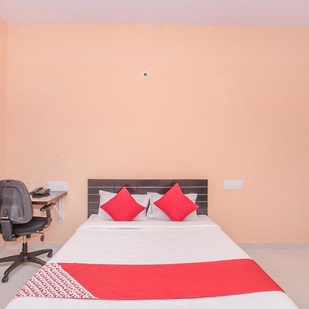 Oyo 24069 Flagship Aaira Inn Bangalore Exteriör bild