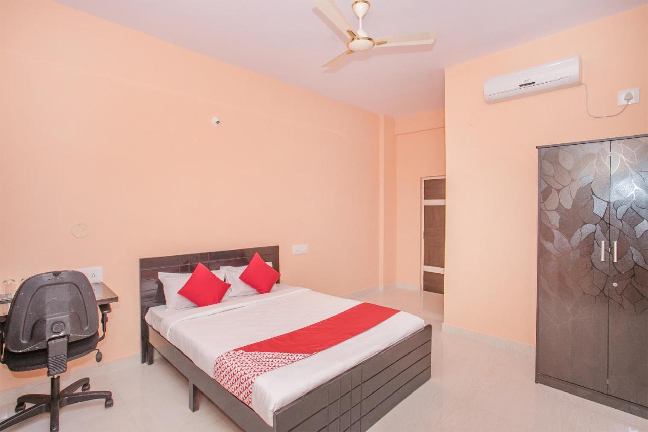 Oyo 24069 Flagship Aaira Inn Bangalore Exteriör bild
